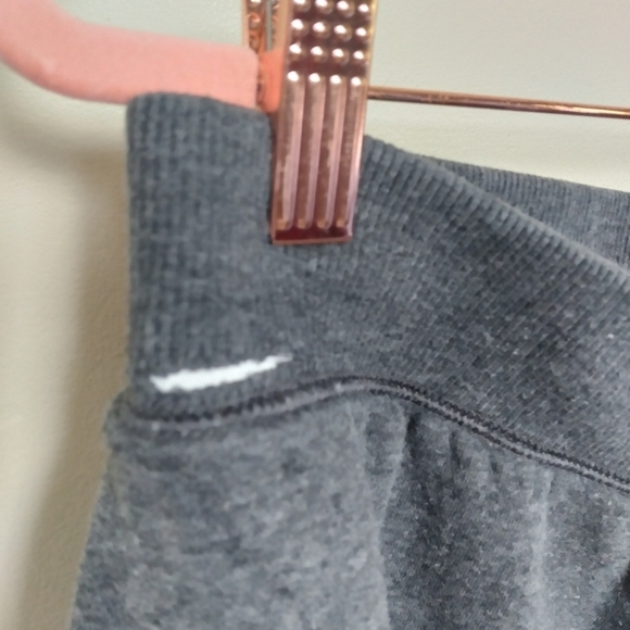 Under Armour Gray Loose Fit Fleece Lined Coldgear Sweatpants Size XL - Picture 9 of 9